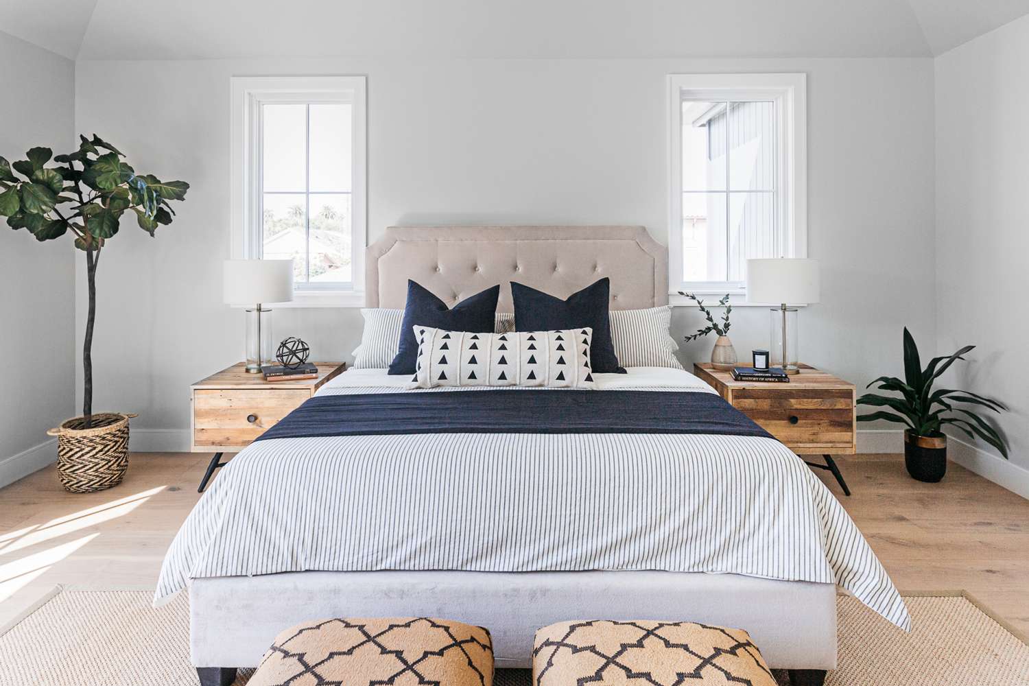 3 Ways To Make Your Bed Look Like A Million Bucks